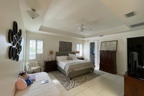 Casa en venta en Port St. Lucie, Florida, 4 dormitorios, 308.06 m2 № 2271534 - foto 12