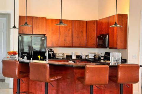 Casa en venta en Port St. Lucie, Florida, 4 dormitorios, 308.06 m2 № 2271534 - foto 8