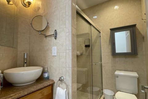 Casa en venta en Port St. Lucie, Florida, 4 dormitorios, 308.06 m2 № 2271534 - foto 18