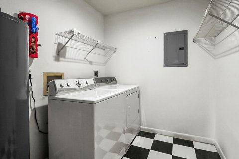 Touwnhouse à vendre à Palm City, Floride: 3 chambres, 138.33 m2 № 2194667 - photo 17