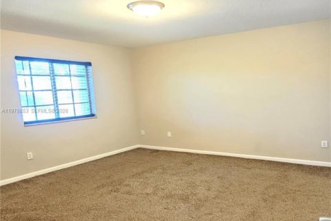 Townhouse in Riviera Beach, Florida 3 bedrooms, 128.11 sq.m. № 2175169 - photo 17