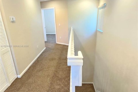 Townhouse in Riviera Beach, Florida 3 bedrooms, 128.11 sq.m. № 2175169 - photo 26