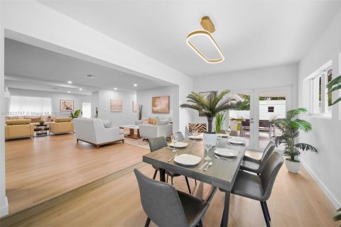 Casa en venta en Biscayne Park, Florida, 4 dormitorios, 265.33 m2 № 1981259 - foto 6