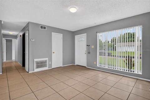 Villa ou maison à vendre à Orlando, Floride: 4 chambres, 131.64 m2 № 2280111 - photo 7