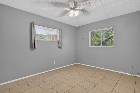 Villa ou maison à vendre à Orlando, Floride: 4 chambres, 131.64 m2 № 2280111 - photo 18