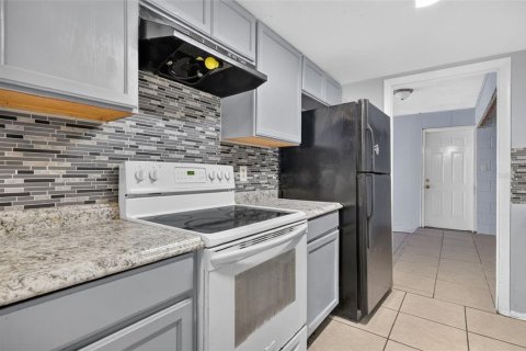 Villa ou maison à vendre à Orlando, Floride: 4 chambres, 131.64 m2 № 2280111 - photo 14