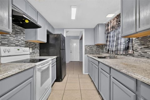 Villa ou maison à vendre à Orlando, Floride: 4 chambres, 131.64 m2 № 2280111 - photo 12