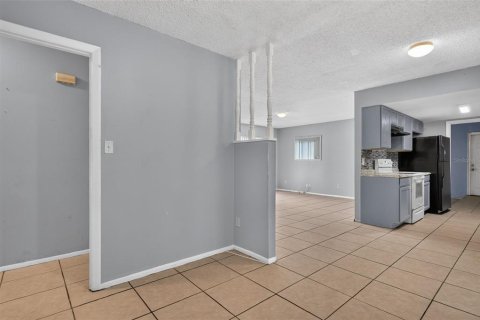 Villa ou maison à vendre à Orlando, Floride: 4 chambres, 131.64 m2 № 2280111 - photo 10