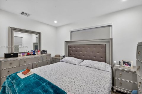 Villa ou maison à vendre à Miami Gardens, Floride: 4 chambres, 186.83 m2 № 2055666 - photo 16