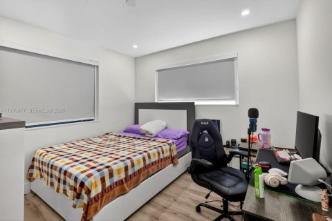 Villa ou maison à vendre à Miami Gardens, Floride: 4 chambres, 186.83 m2 № 2055666 - photo 22