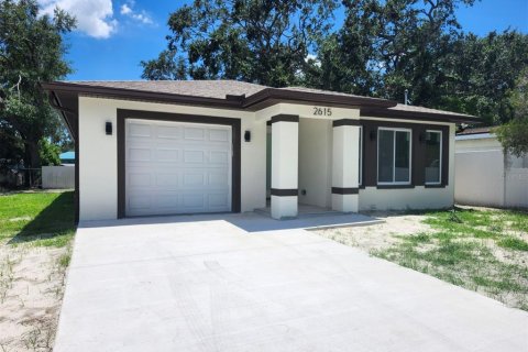 Villa ou maison à vendre à Tampa, Floride: 3 chambres, 167.6 m2 № 1827373 - photo 1