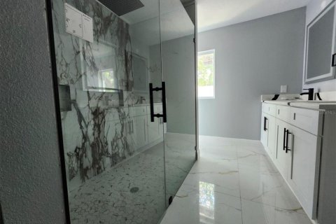 Villa ou maison à vendre à Tampa, Floride: 3 chambres, 167.6 m2 № 1827373 - photo 17