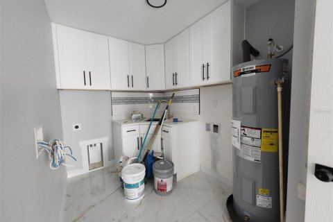 Villa ou maison à vendre à Tampa, Floride: 3 chambres, 167.6 m2 № 1827373 - photo 7