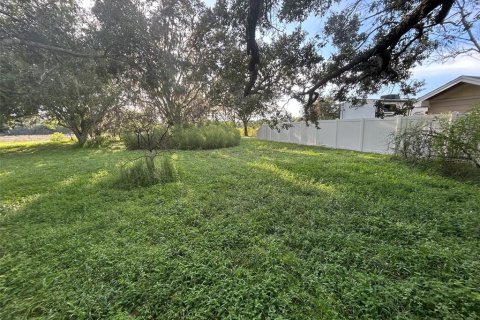 Villa ou maison à vendre à Dade City, Floride: 2 chambres, 133.04 m2 № 1901093 - photo 18