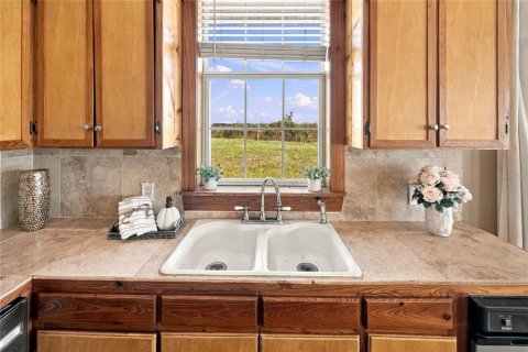 Villa ou maison à vendre à Bronson, Floride: 5 chambres, 445.93 m2 № 2388552 - photo 16