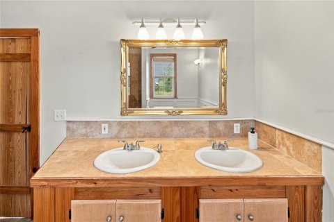 Villa ou maison à vendre à Bronson, Floride: 5 chambres, 445.93 m2 № 2388552 - photo 28