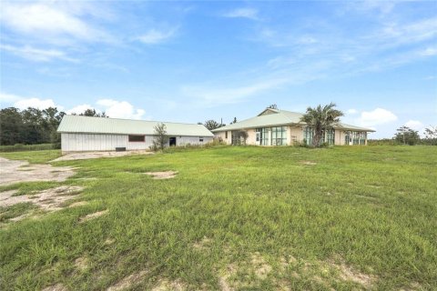 Villa ou maison à vendre à Bronson, Floride: 5 chambres, 445.93 m2 № 2388552 - photo 2
