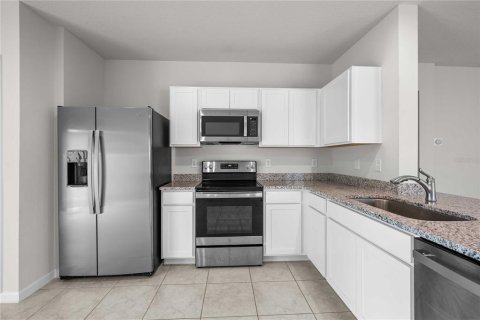 Villa ou maison à vendre à Zephyrhills, Floride: 3 chambres, 123.84 m2 № 2211384 - photo 3