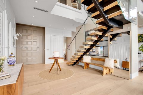 Condo in Miami, Florida, 3 bedrooms  № 2060933 - photo 9