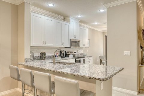 Снять в аренду кондоминиум в Сарасота, Флорида 3 комнаты, 141.77м2, № 1805192 - фото 9