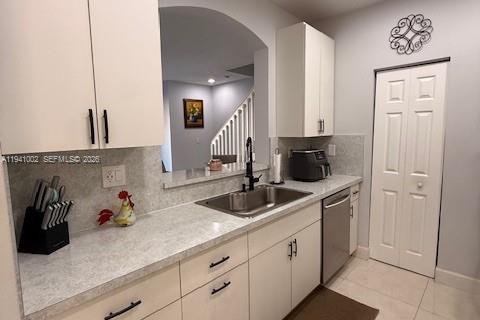 Touwnhouse à vendre à Homestead, Floride: 4 chambres, 143.44 m2 № 2059786 - photo 8