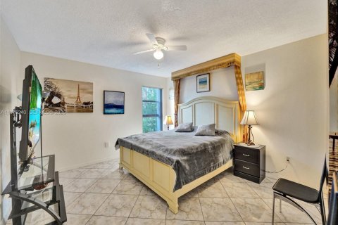 Copropriété à louer à Sunny Isles Beach, Floride: 2 chambres, 81.48 m2 № 2041499 - photo 20
