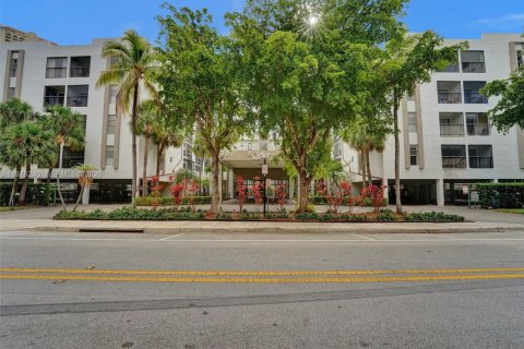 Copropriété à louer à Sunny Isles Beach, Floride: 2 chambres, 81.48 m2 № 2041499 - photo 29