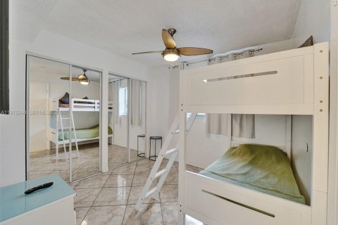 Copropriété à louer à Sunny Isles Beach, Floride: 2 chambres, 81.48 m2 № 2041499 - photo 18