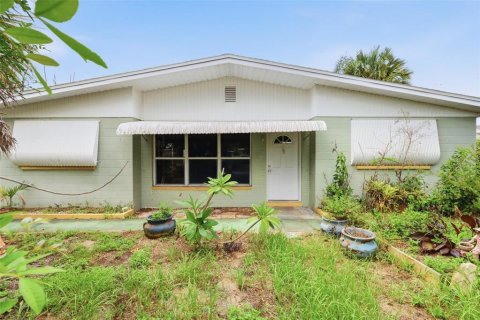 House in Titusville, Florida 3 bedrooms, 127.65 sq.m. № 2359108