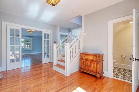 Casa en venta en Saint Petersburg, Florida, 4 dormitorios, 240.99 m2 № 1907826 - foto 12