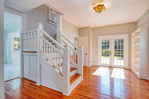 Casa en venta en Saint Petersburg, Florida, 4 dormitorios, 240.99 m2 № 1907826 - foto 11
