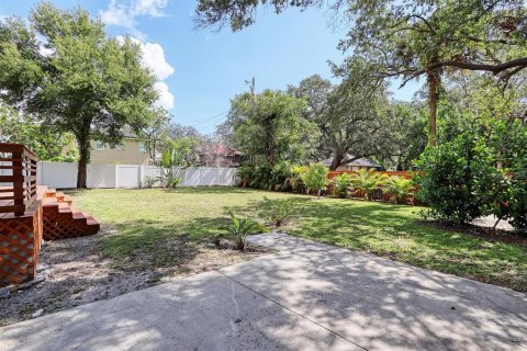 Casa en venta en Saint Petersburg, Florida, 4 dormitorios, 240.99 m2 № 1907826 - foto 30