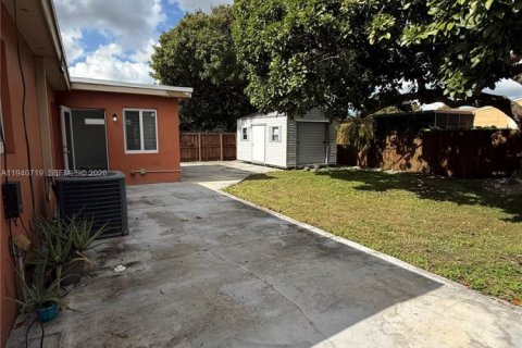 Снять в аренду виллу или дом в Мирамар, Флорида 3 спальни, 101.64м2, № 1997987 - фото 17