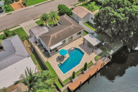 Villa ou maison à vendre à Fort Lauderdale, Floride: 3 chambres, 100.33 m2 № 1995792 - photo 11