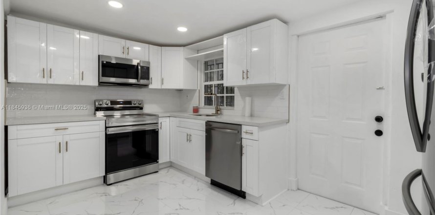Casa en Miramar, Florida 3 dormitorios № 1845911