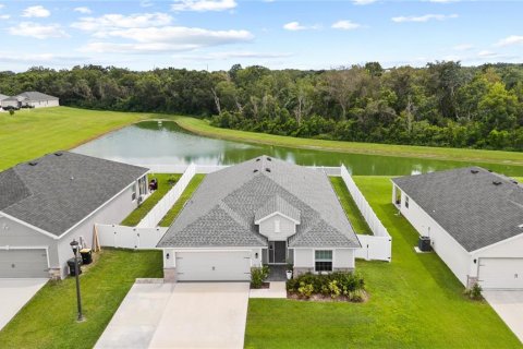 House in Lakeland, Florida 4 bedrooms, 190.08 sq.m. № 1917684 - photo 27