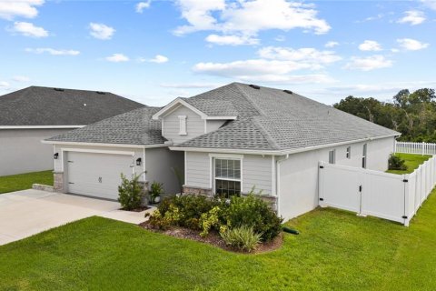 House in Lakeland, Florida 4 bedrooms, 190.08 sq.m. № 1917684 - photo 28