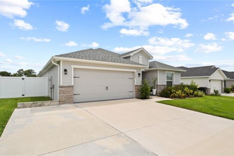 House in Lakeland, Florida 4 bedrooms, 190.08 sq.m. № 1917684 - photo 2