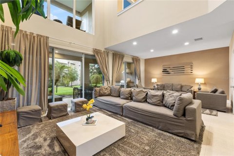 Adosado en venta en Kissimmee, Florida, 3 dormitorios, 202.62 m2 № 1873646 - foto 18