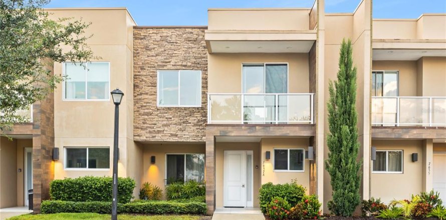 Adosado en Kissimmee, Florida 3 dormitorios, 202.62 m2 № 1873646
