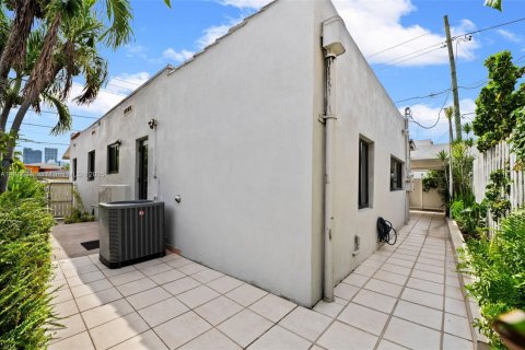 Купить виллу или дом в Майами, Флорида 3 спальни, 159.42м2, № 1938578 - фото 25
