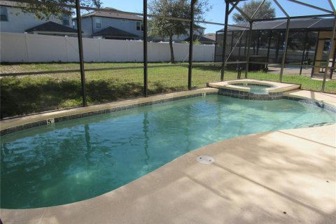 Casa en venta en Davenport, Florida, 5 dormitorios, 217.86 m2 № 1561349 - foto 11