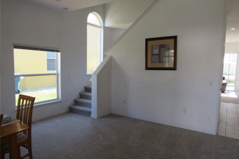 Casa en venta en Davenport, Florida, 5 dormitorios, 217.86 m2 № 1561349 - foto 6