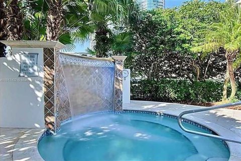 Купить кондоминиум в Форт-Лодердейл, Флорида 2 спальни, 109.44м2, № 1972632 - фото 27