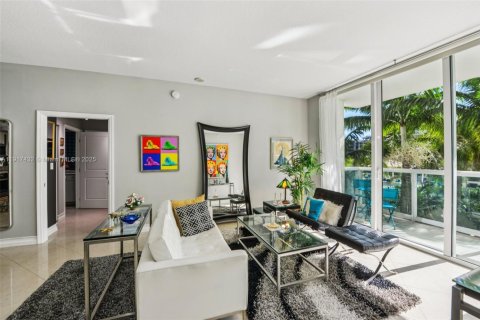 Купить кондоминиум в Форт-Лодердейл, Флорида 2 спальни, 109.44м2, № 1972632 - фото 5