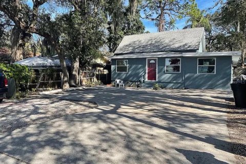 Propiedad comercial en venta en Clearwater, Florida, 5 dormitorios, 148.92 m2 № 2104507 - foto 2