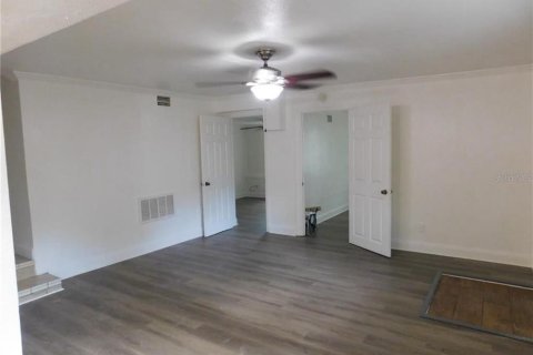 Propiedad comercial en venta en Clearwater, Florida, 5 dormitorios, 148.92 m2 № 2104507 - foto 7