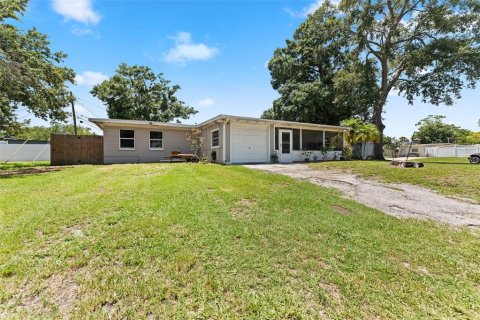 Casa en venta en Saint Petersburg, Florida, 3 dormitorios, 103.86 m2 № 2314479 - foto 2