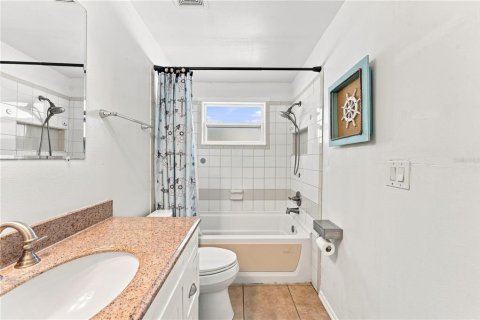 Casa en venta en Saint Petersburg, Florida, 3 dormitorios, 103.86 m2 № 2314479 - foto 25