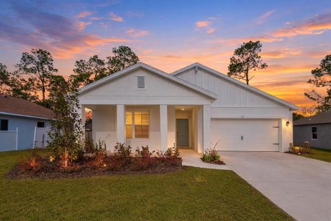 House in Palm Coast, Florida 4 bedrooms, 194.54 sq.m. № 2228448